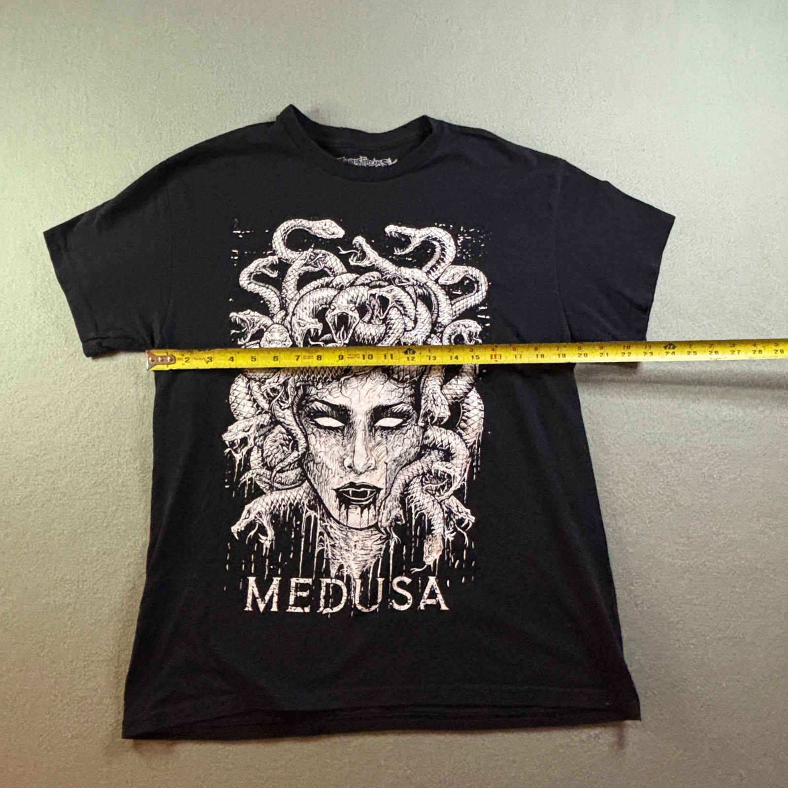 Vampirefreaks Medusa Graphic T Shirt Mens L Black Goth Emo Spencers Tee — image 3 of 7